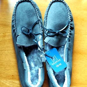 Men's Brand new suede slippers